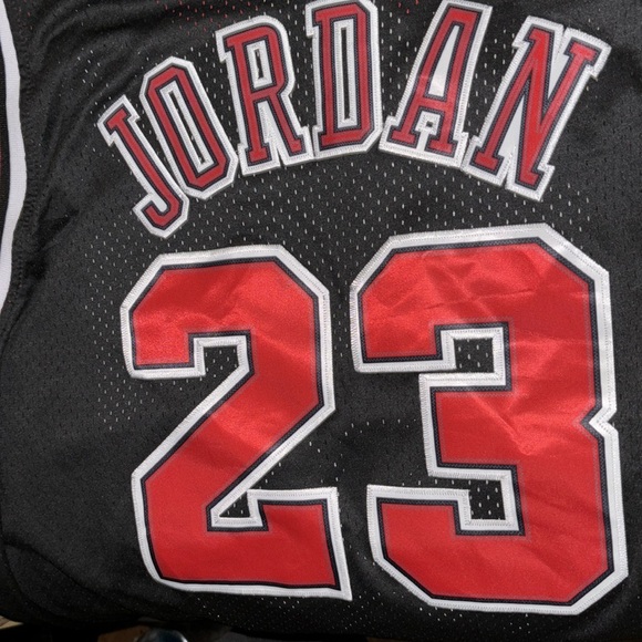Authentic Michael Jordan Chicago Bulls Throwback Jersey - Picture 2 of 5
